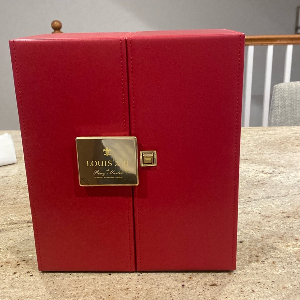 Full Louis XIII bottle and case set